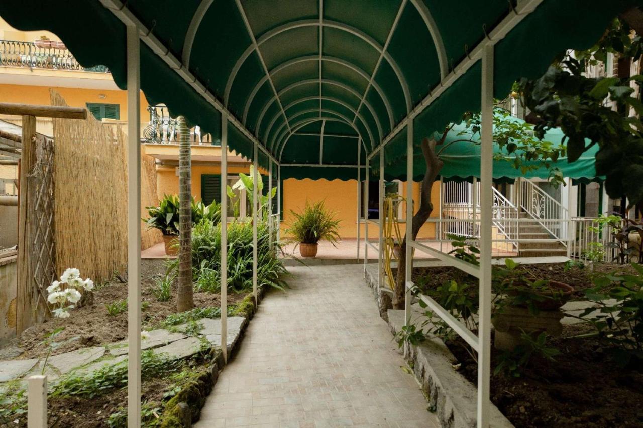 איסקיה Hotel Royal Terme מראה חיצוני תמונה